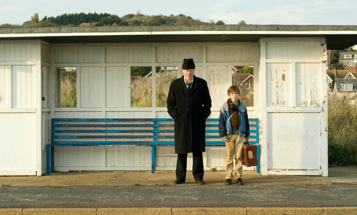 Is Anybody There? - Trailer Deutsch Is Anybody There? - Trailer Deutsch