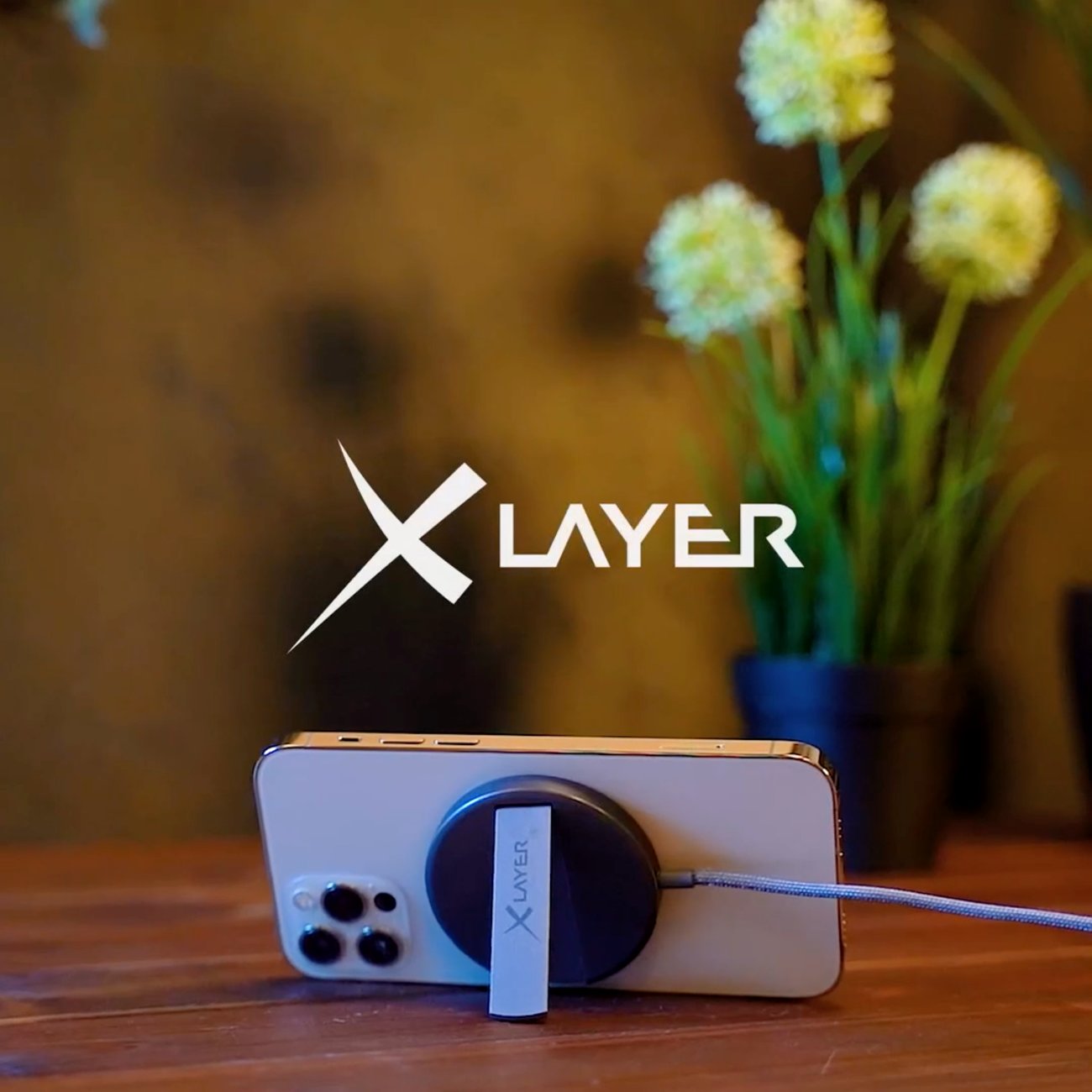 XLayer MagFix Pro – Kickstand und MagSafe-Ladegerät für iPhone