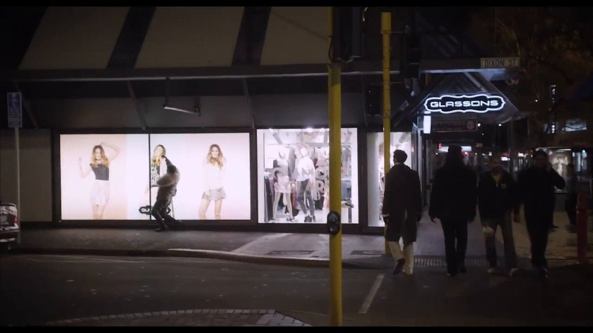 000674703.mp4 000674703.mp4