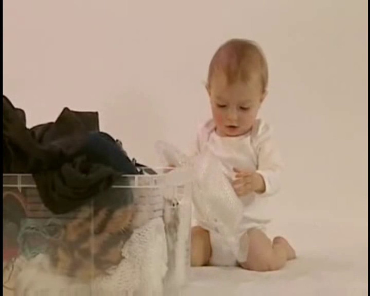 Wie entwickelt sich mein Baby im 11. Monat?