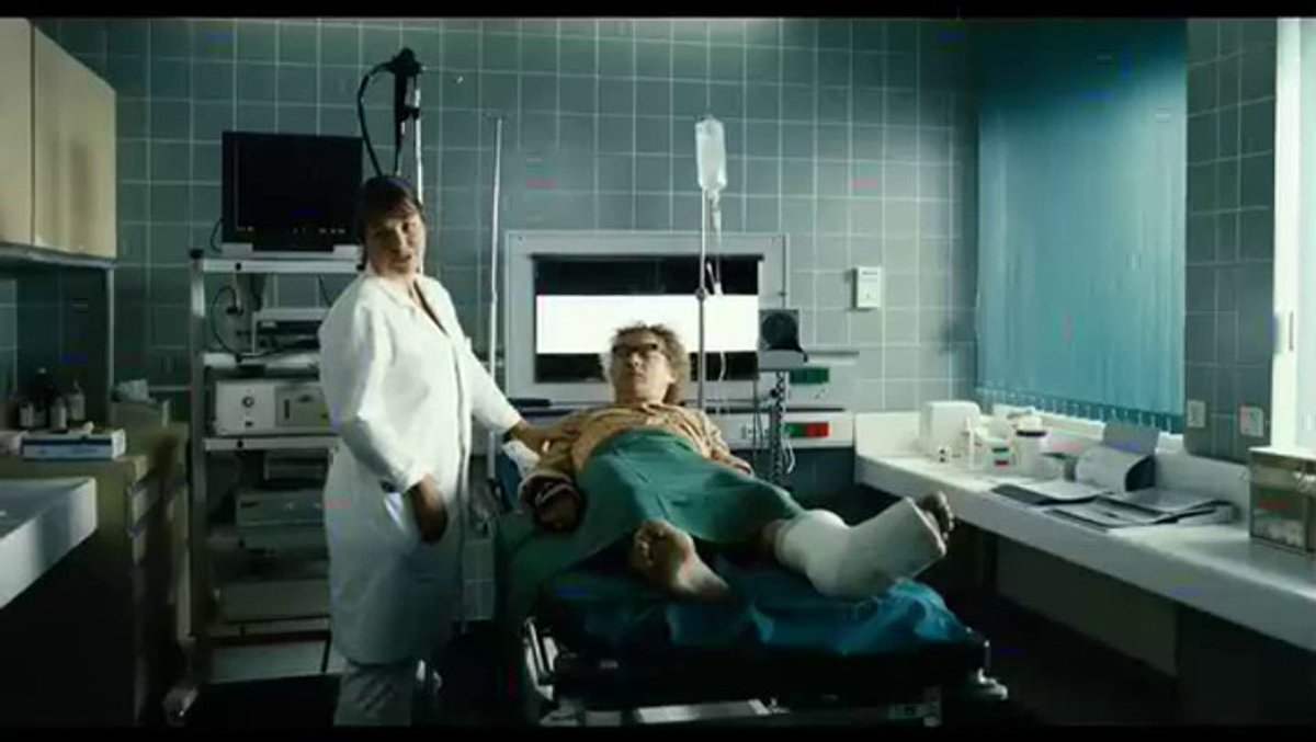 000269811.mp4 000269811.mp4