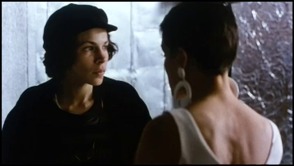 000185593.mp4 000185593.mp4