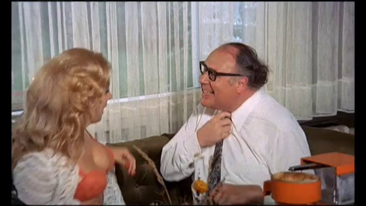 000183030.mp4 000183030.mp4