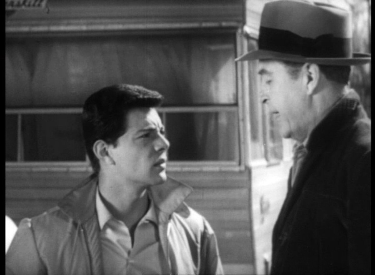 000428933.mp4 000428933.mp4