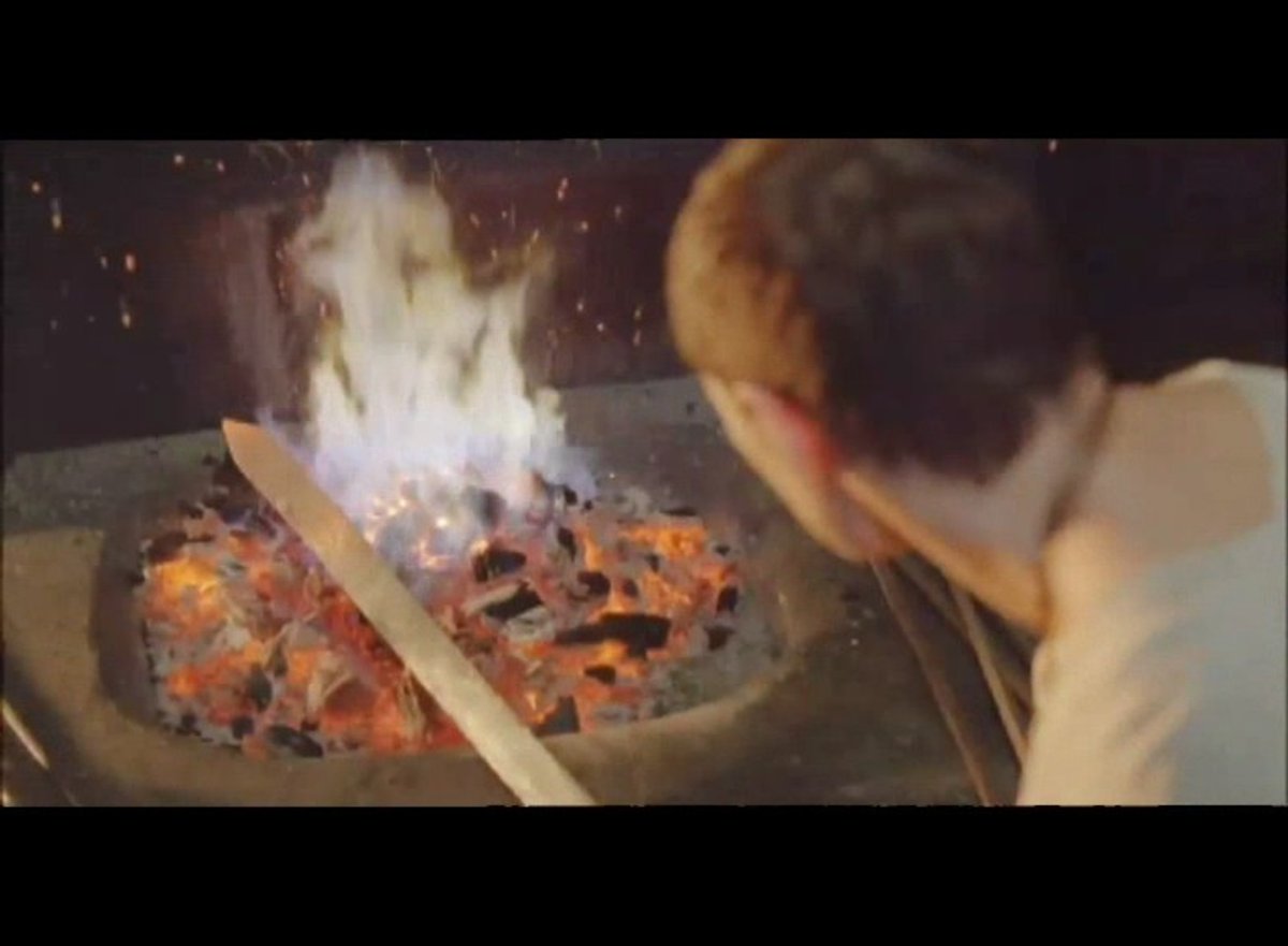 000672813.mp4 000672813.mp4