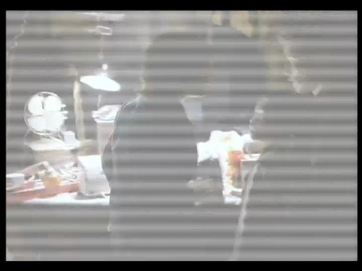 000180055.mp4 000180055.mp4