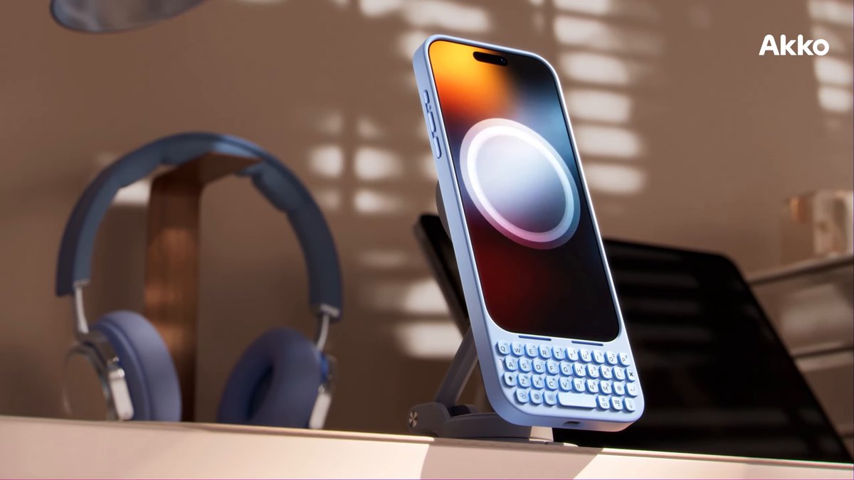 Akko MetaKey Tastaturhülle fürs iPhone 17 (16) Pro Max Akko MetaKey Tastaturhülle fürs iPhone 17 (16) Pro Max