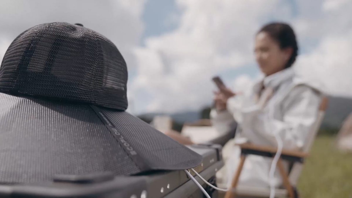 EcoFlow&#x20;Power&#x20;Hat&#x3A;&#x20;Sonnenhut&#x20;mit&#x20;Solarzellen&#x20;l&#x00E4;dt&#x20;euer&#x20;Handy&#x20;auf.