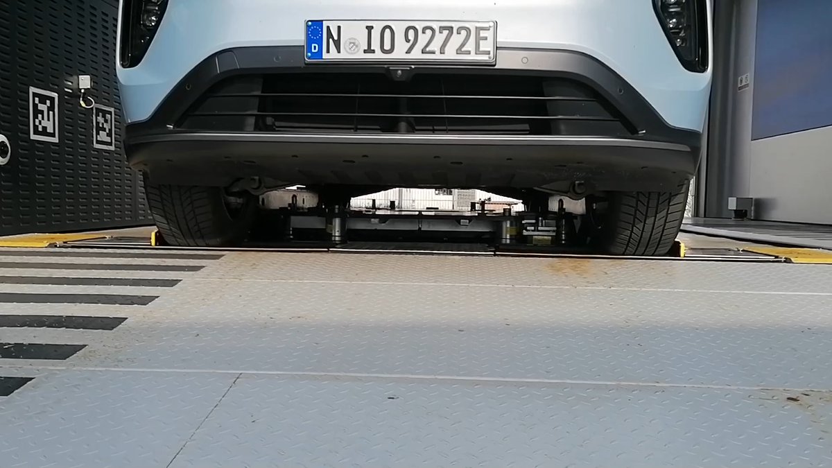 So läuft der Batterie-Wechsel in Nios Swap Stations ab So läuft der Batterie-Wechsel in Nios Swap Stations ab