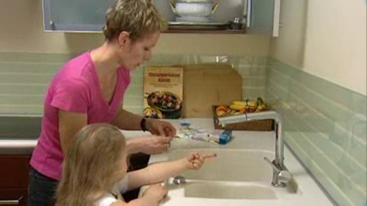 Brandblase behandeln - Tipps, damit's schneller heilt Brandblase behandeln - Tipps, damit's schneller heilt