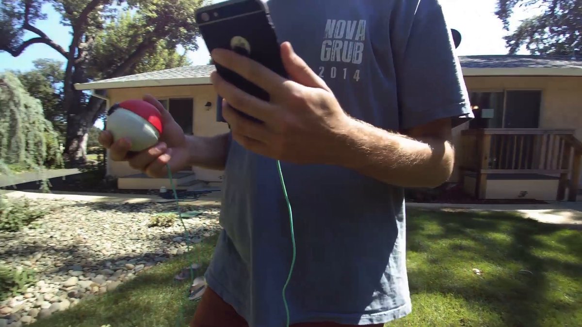 Echter Pokéball für Pokémon GO - Kickstarter-Projekt Echter Pokéball für Pokémon GO - Kickstarter-Projekt