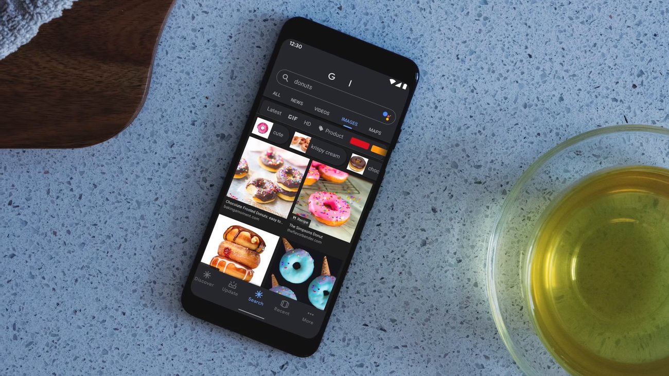 Android 10 Q: Der "Dark Mode" soll helfen die Akkulaufzeit zu erhöhen