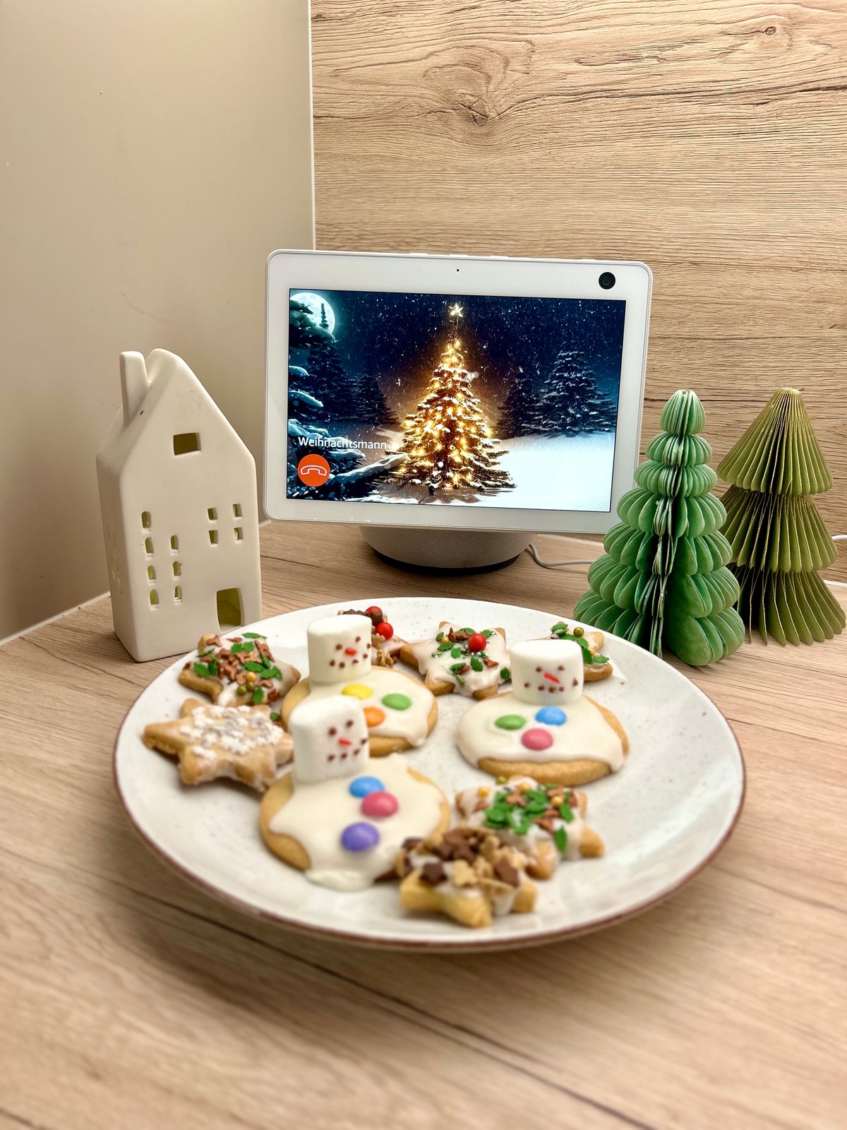 Plätzchen backen mit Alexa Echo Show 10 Plätzchen backen mit Alexa Echo Show 10